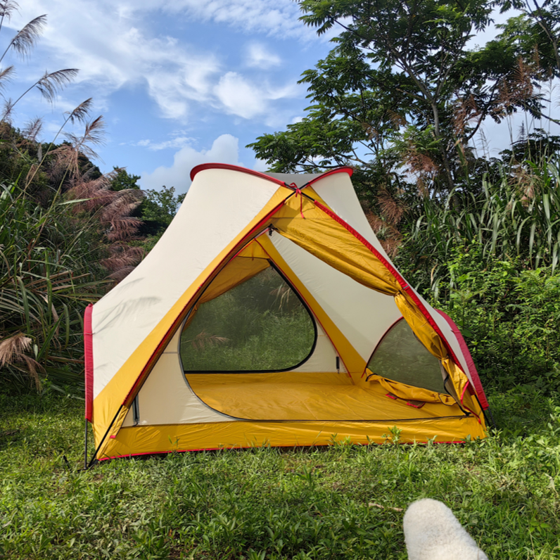 4-Season Double-Layer Luxury Glamping Large Dome Tent with Fish-Eye Star View Window